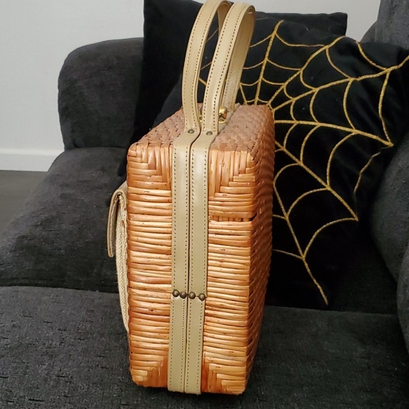 Vintage Bamboo Purse - Picture 3 of 6